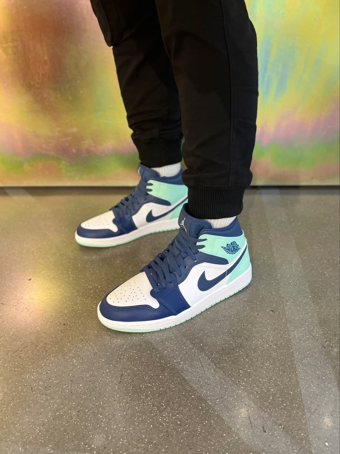 Jordan Air Jordan 1 mid "blue mint" - фото покупателя Кирилл