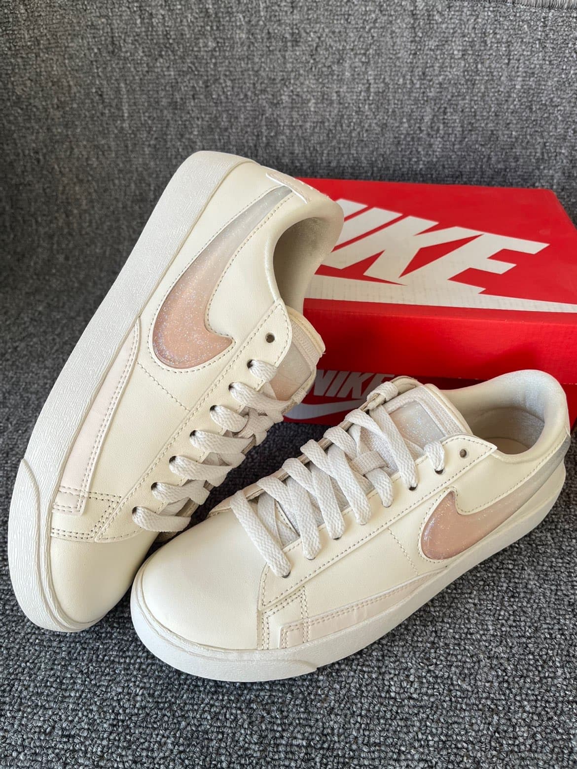 Nike Blazer Low LX Plum Chalk - фото покупателя Светлана