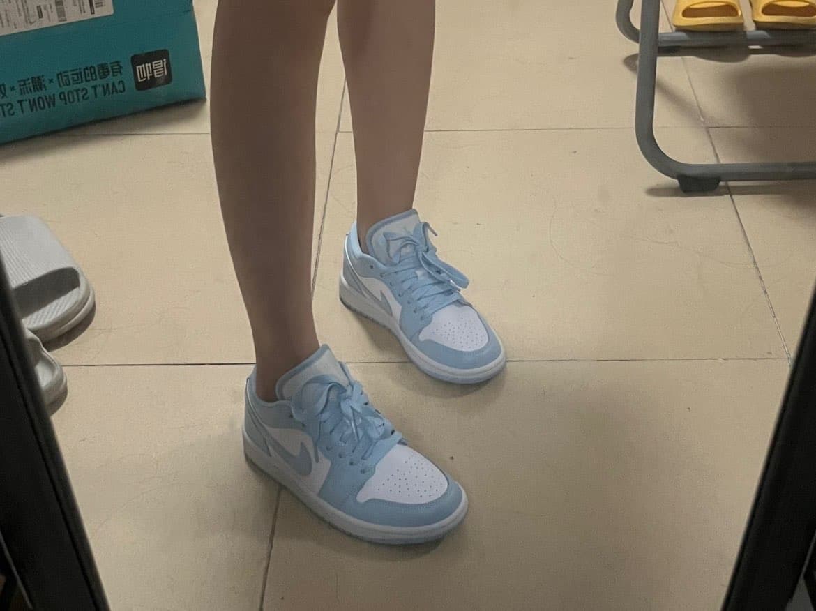 Jordan Air Jordan 1 low "aluminum" - фото покупателя Владислав