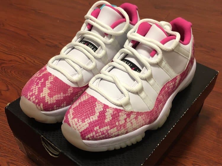 Jordan Air Jordan 11 pink snakeskin - фото покупателя Лиза