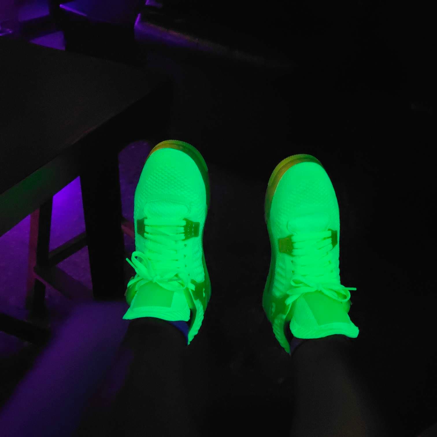 Jordan Air Jordan 4 Retro Flyknit Volt - фото покупателя Алексей