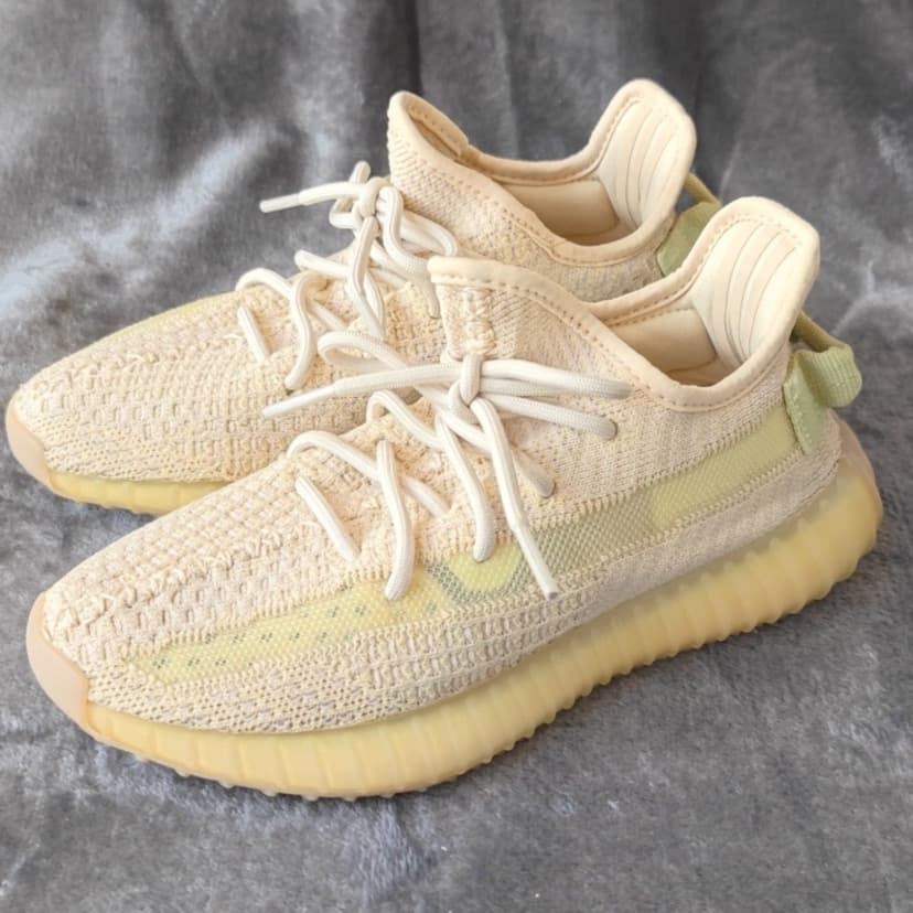 adidas originals Yeezy Boost 350 V2 Flax - фото покупателя Наталия