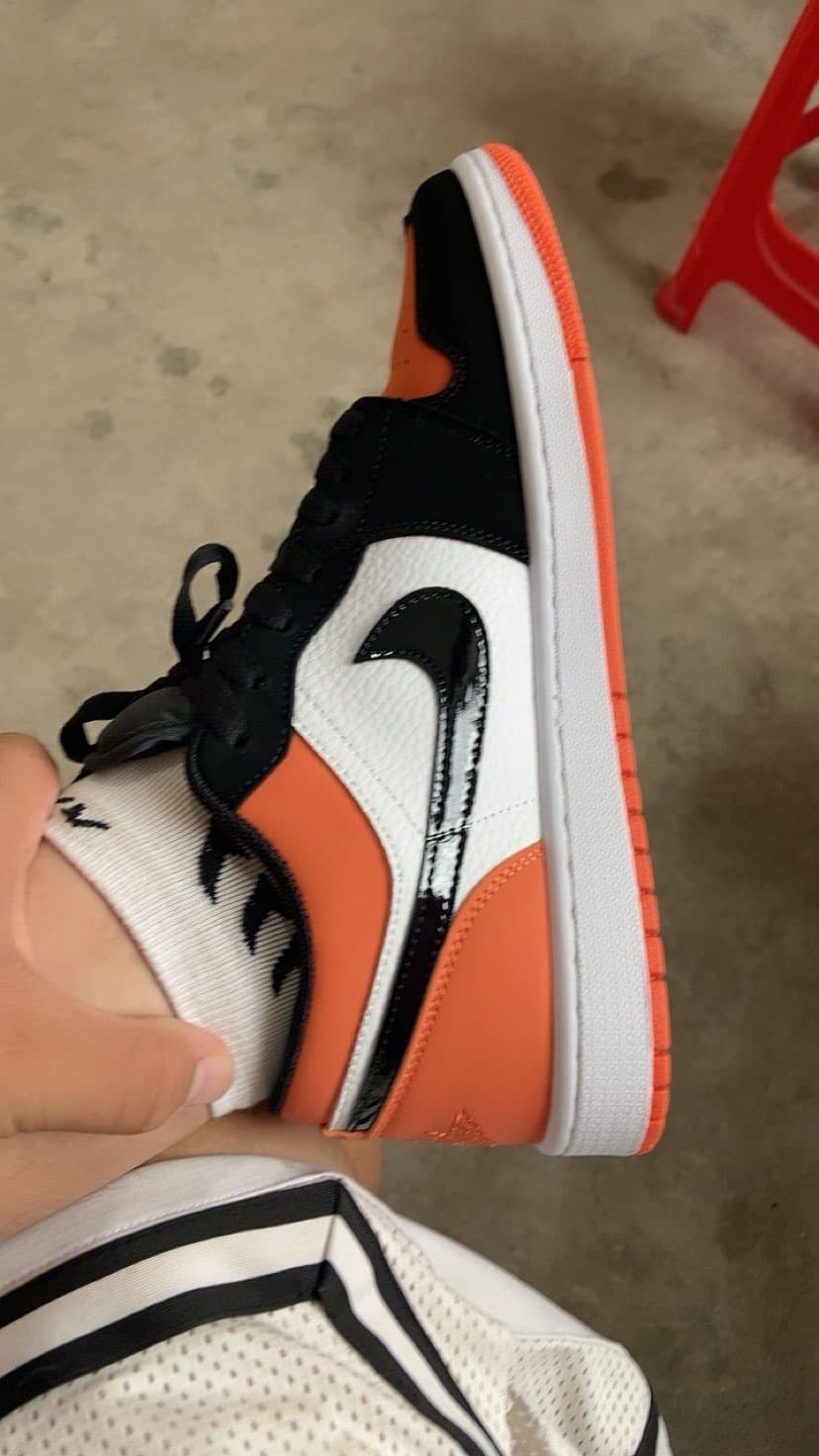 Jordan Air Jordan 1 Low Shattered Backboard - фото покупателя Люда