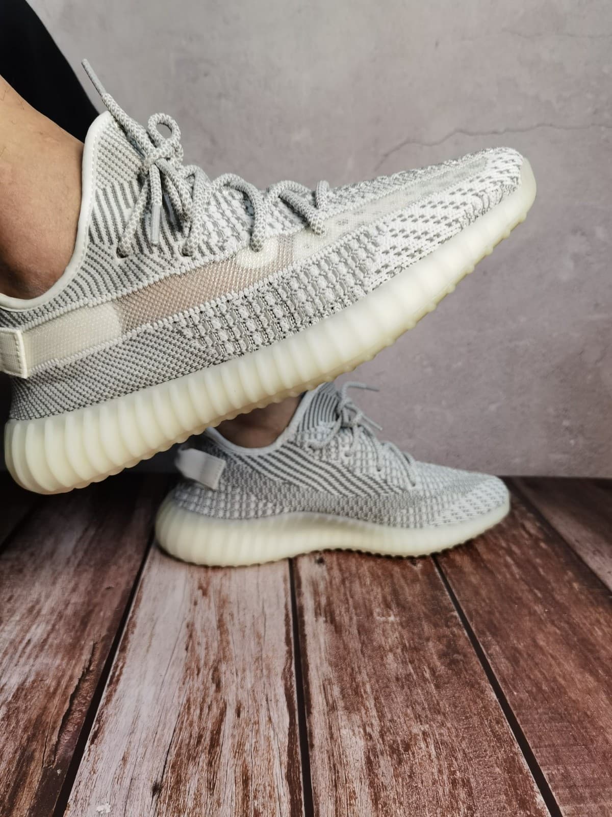 adidas originals Yeezy Boost 350 V2 "Lundmark" - фото покупателя Сергей