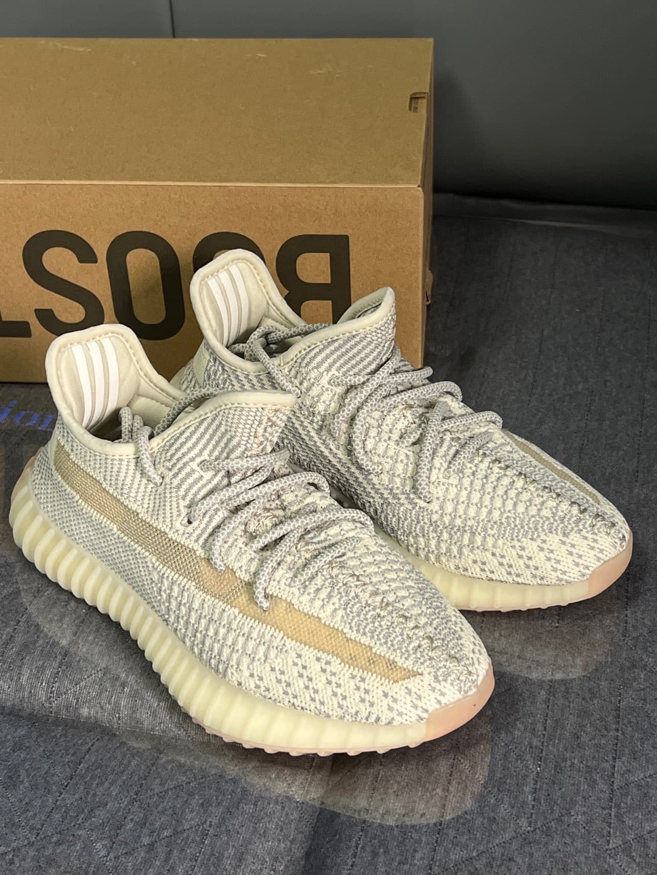adidas originals Yeezy Boost 350 V2 "Lundmark" - фото покупателя Паша