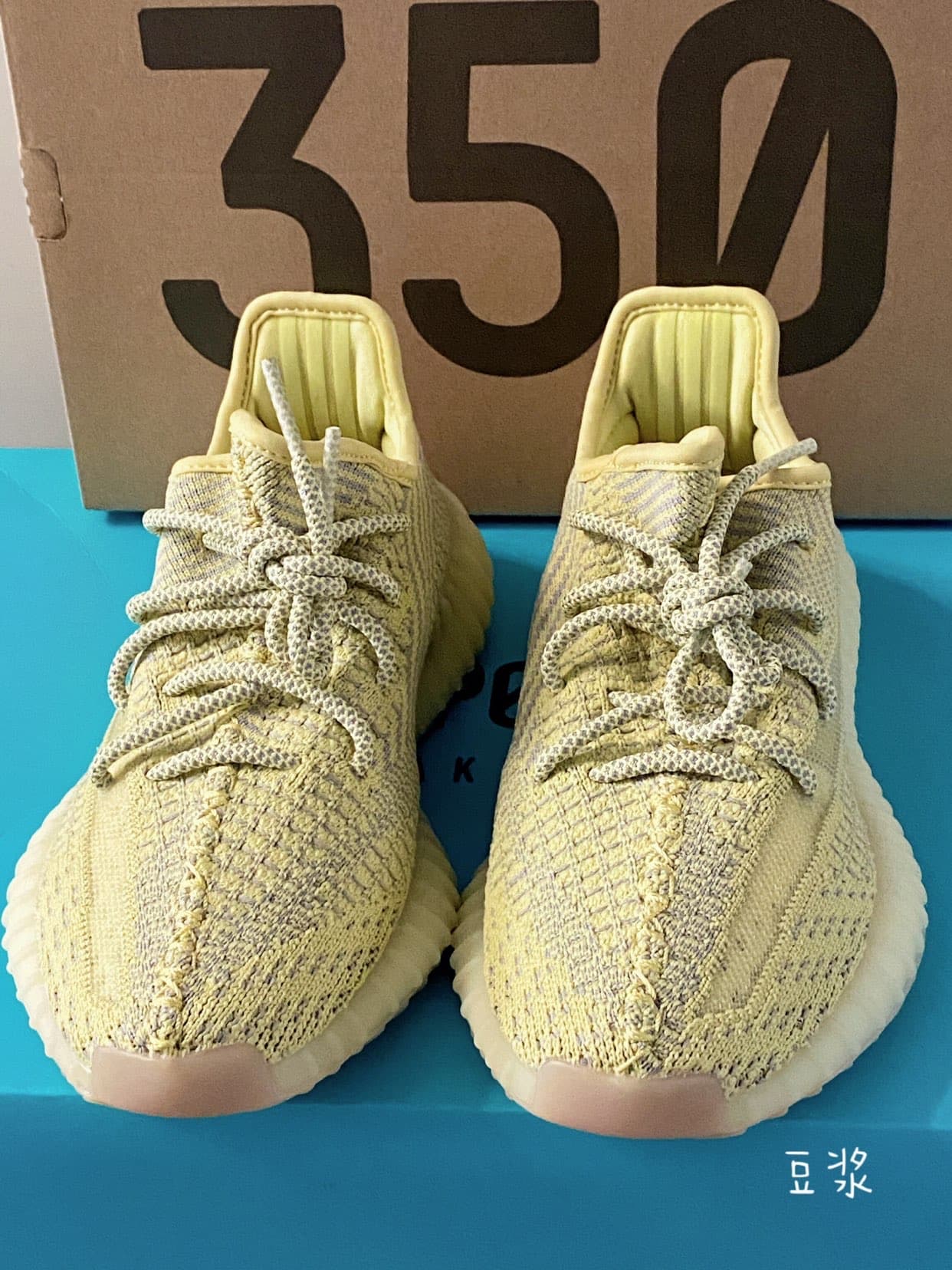 adidas originals Yeezy Boost 350 V2 Antlia - фото покупателя Аня