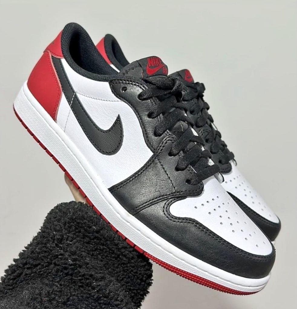 Jordan Air Jordan 1 Low OG "Black Toe" - фото покупателя Рита