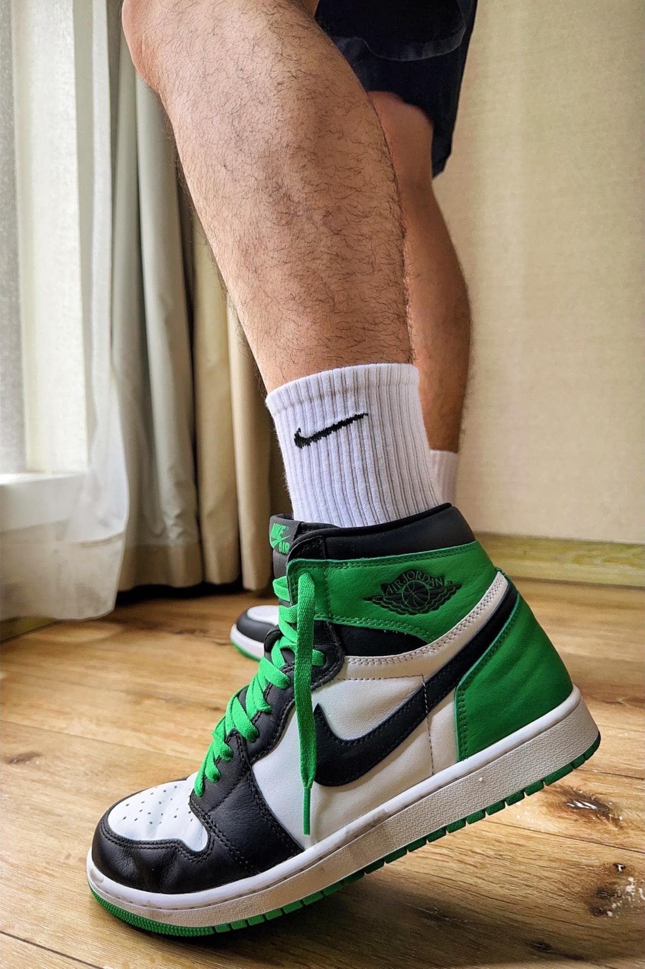 Jordan Air Jordan 1 High OG "Black and Lucky Green" - photo of buyer Влад