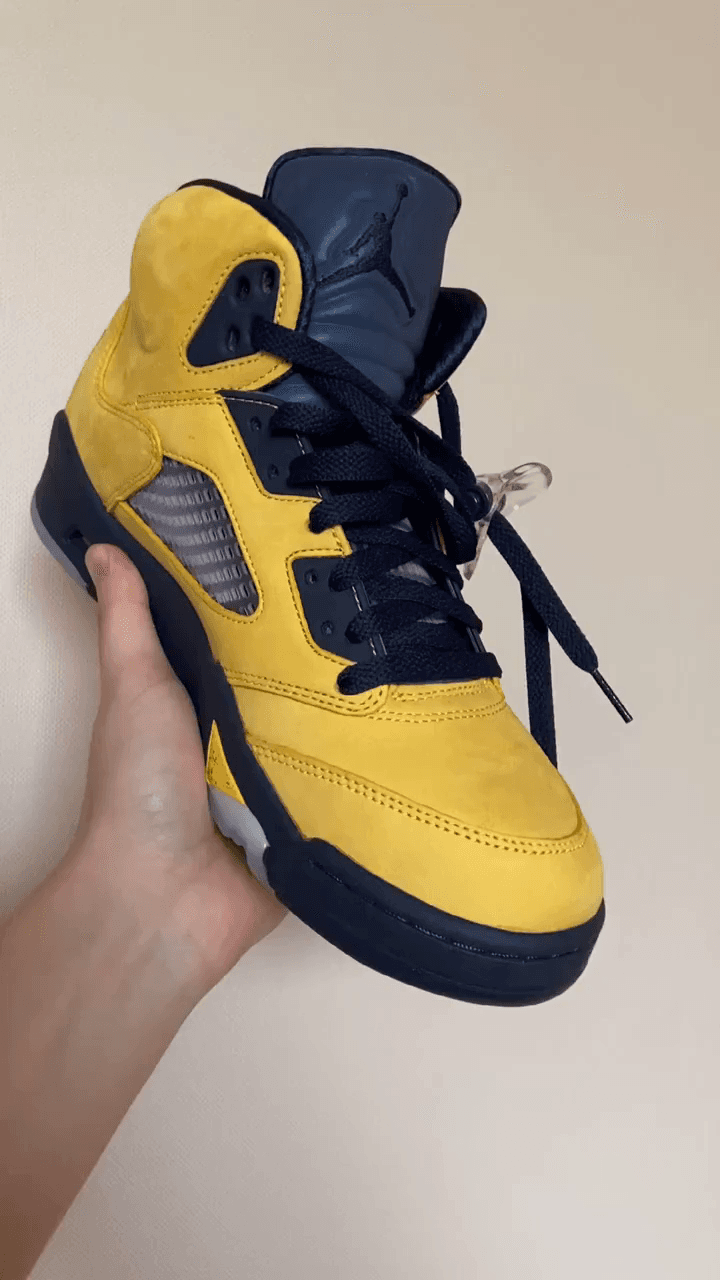 Jordan Air Jordan 5 sp michigan - фото покупателя Виктория