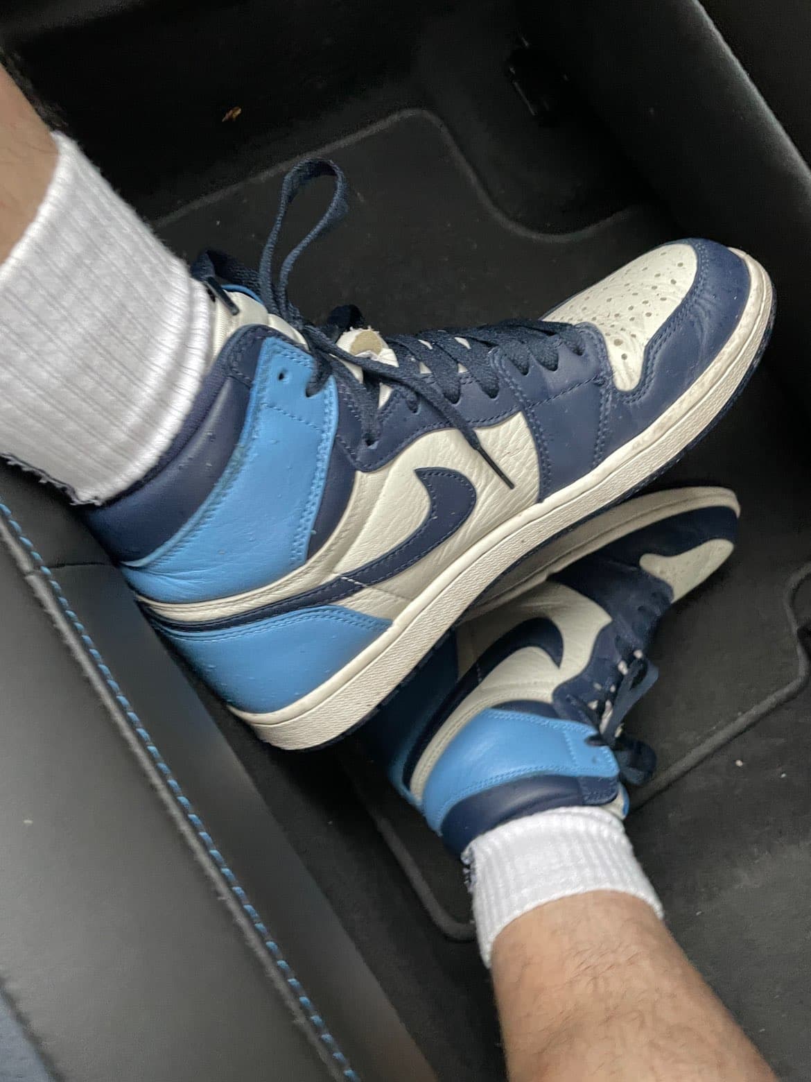 Jordan Air Jordan 1 Retro High OG Obsidian - photo of buyer Виктор