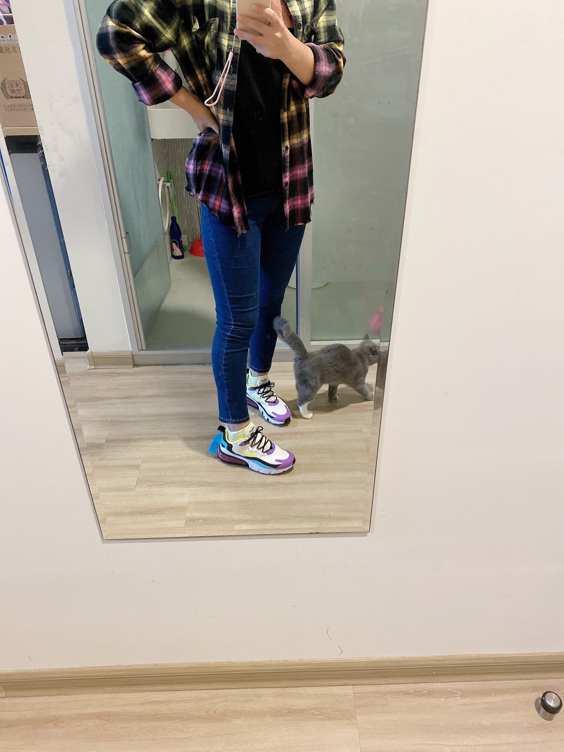 Nike Air Max 270 React "Bright Violet" - фото покупателя Саша
