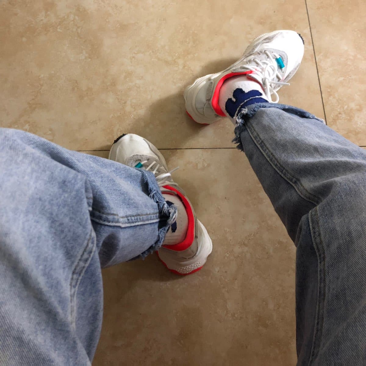 adidas originals Ozweego Solar Red - photo of buyer Вадим