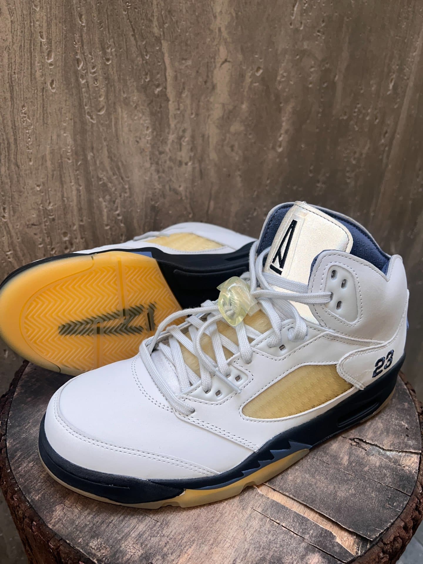 A MA MANIRE x Jordan Air Jordan 5 "Photon Dust" - фото покупателя Мария
