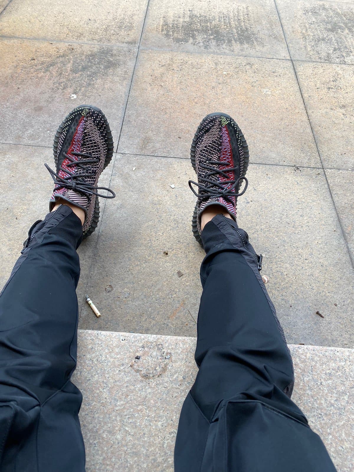 adidas originals Yeezy Boost 350 V2 "yecheil" - фото покупателя Эдуард