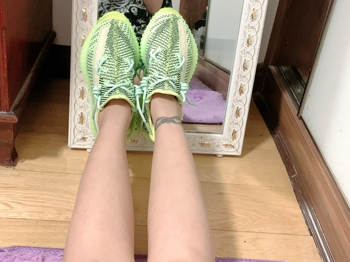 adidas originals Yeezy Boost 350 V2 "Yeezreel" - фото покупателя Клавдия