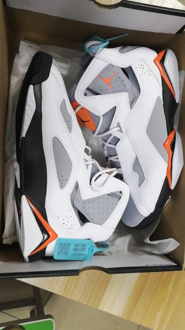 Jordan Air Jordan 7 True Flight - фото покупателя Лев