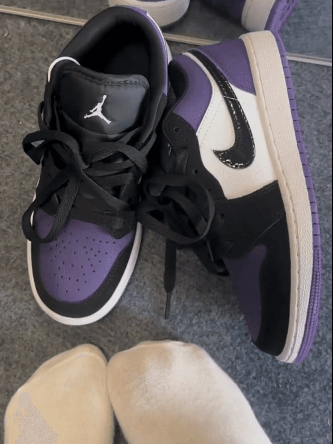 Jordan Air Jordan 1 Low Court Purple - фото покупателя Зоя
