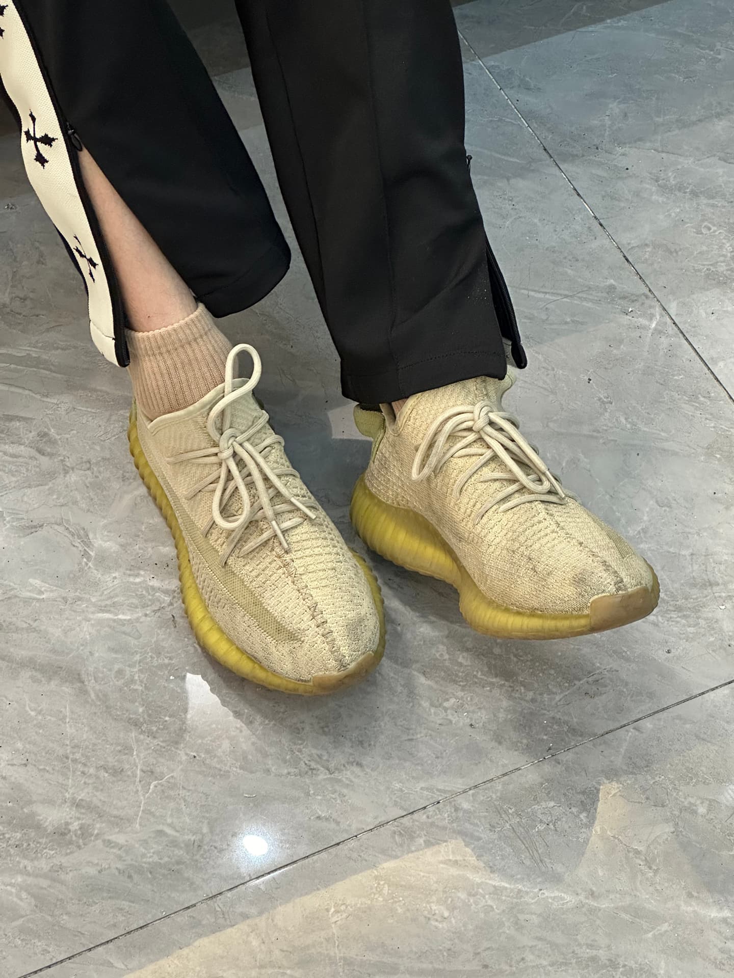 adidas originals Yeezy Boost 350 V2 "Earth" - photo of buyer Жанна