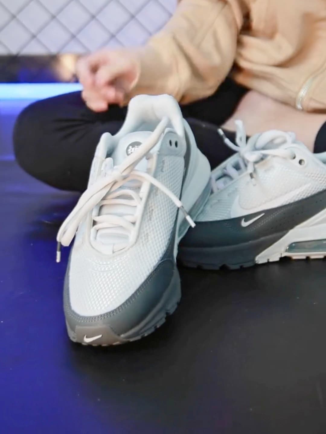 Nike Air Max Pulse Iron Grey - фото покупателя Вика