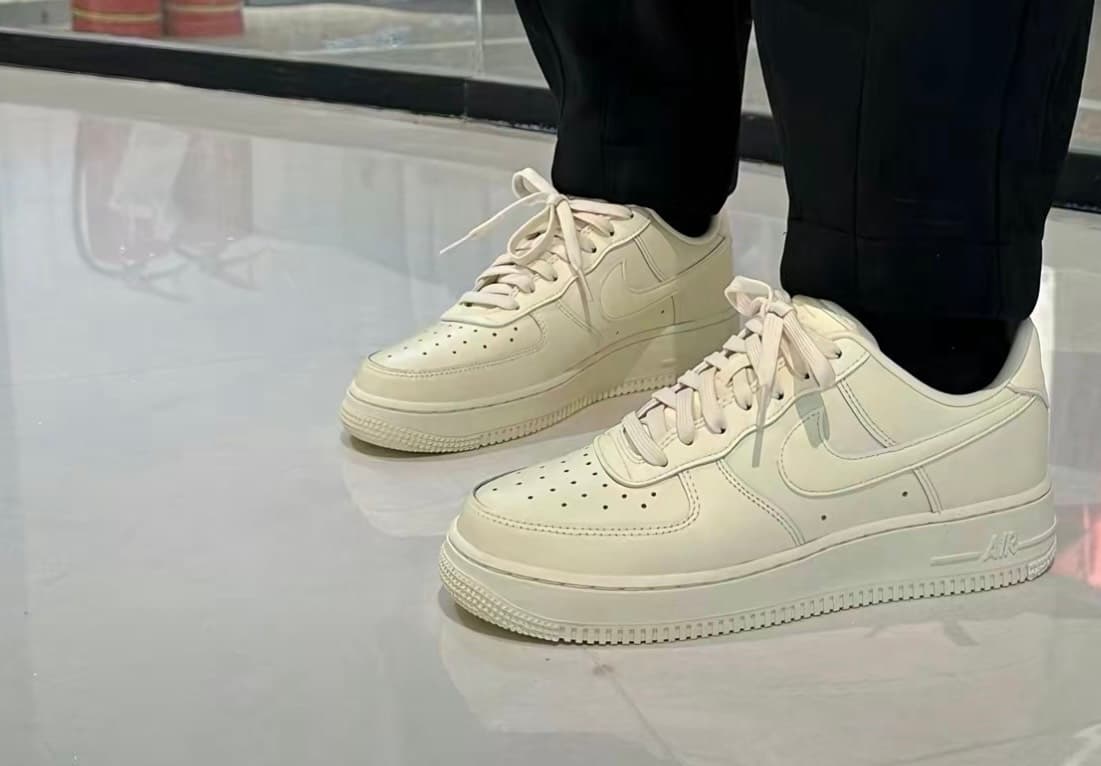 Nike Air Force 1 "Coconut Milk" - photo of buyer Вова