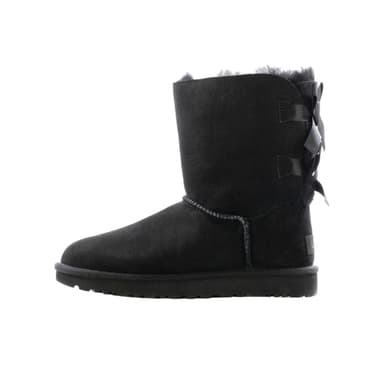 UGG - 32 models in stock, available for trying on in AR and purchase