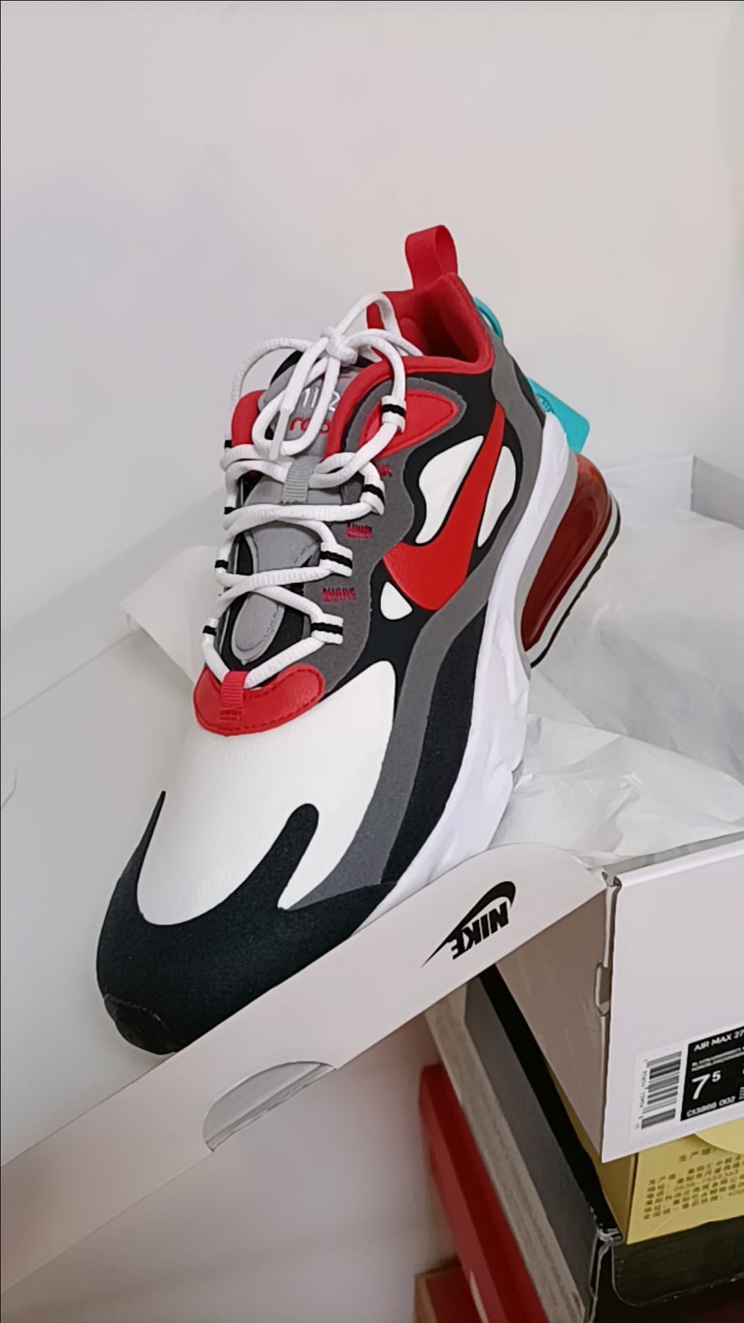 Nike Air Max 270 React - фото покупателя Роман