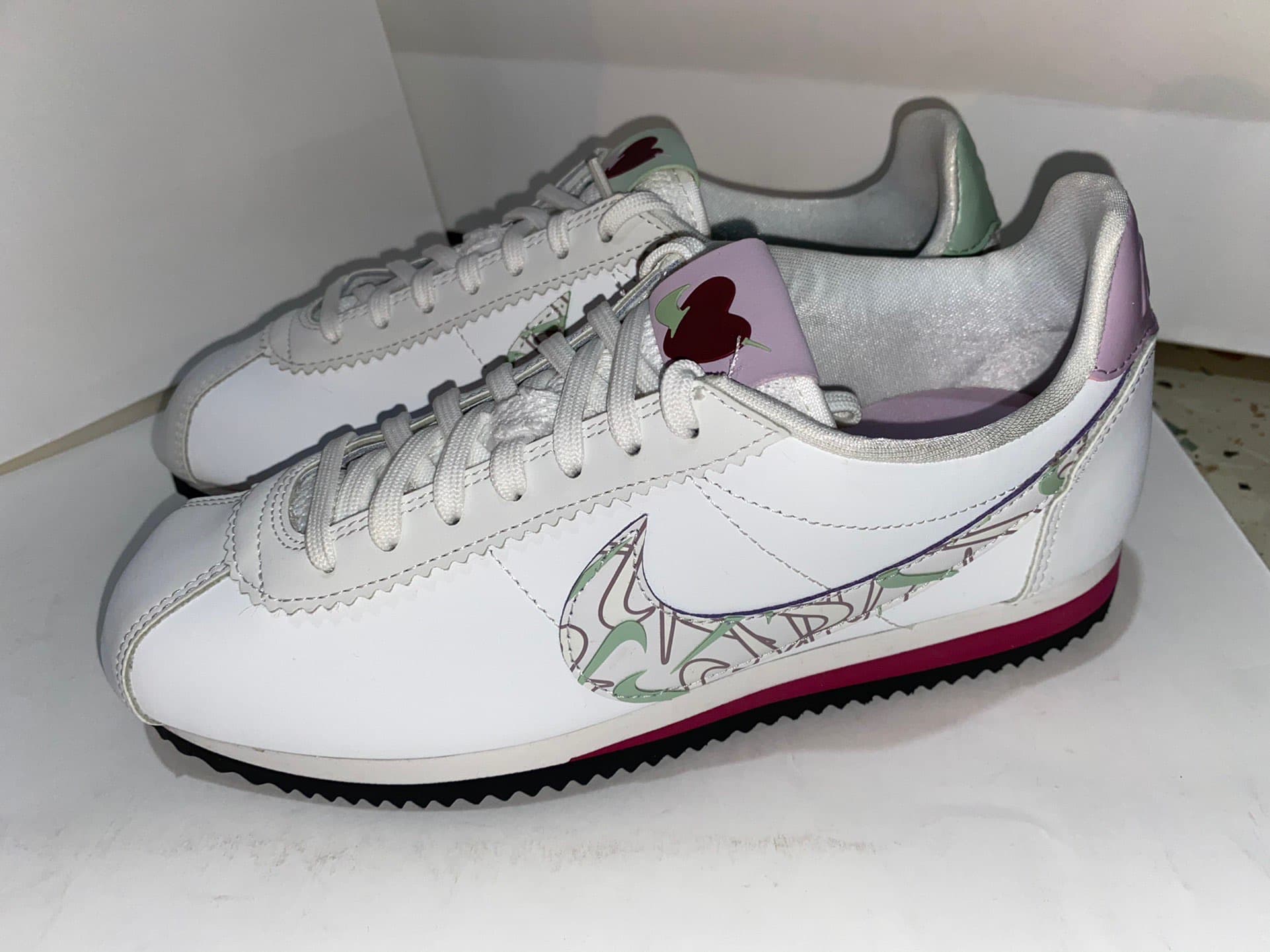Nike Cortez SE "Valentine's Day" - фото покупателя Наталья