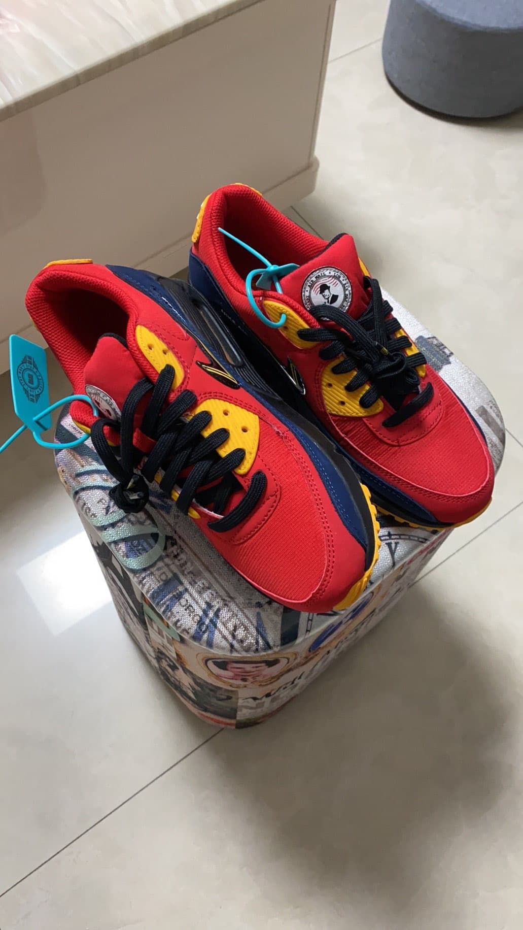 Nike Air Max 90 Premium "London" - фото покупателя Леонид