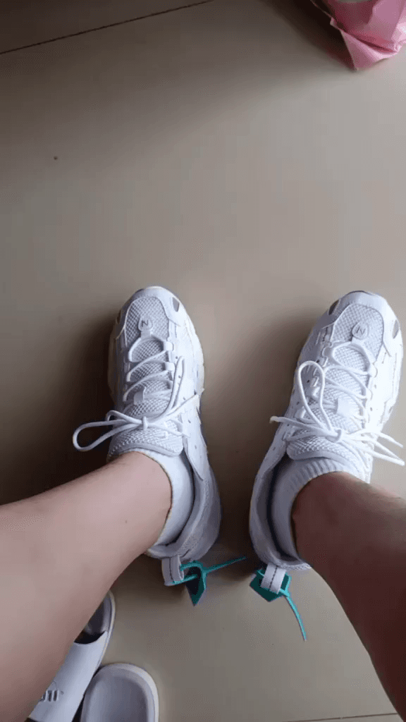 New Balance 827 Abzorb White/Grey/Metallic Silver (полнота: D) - фото покупателя Лиза