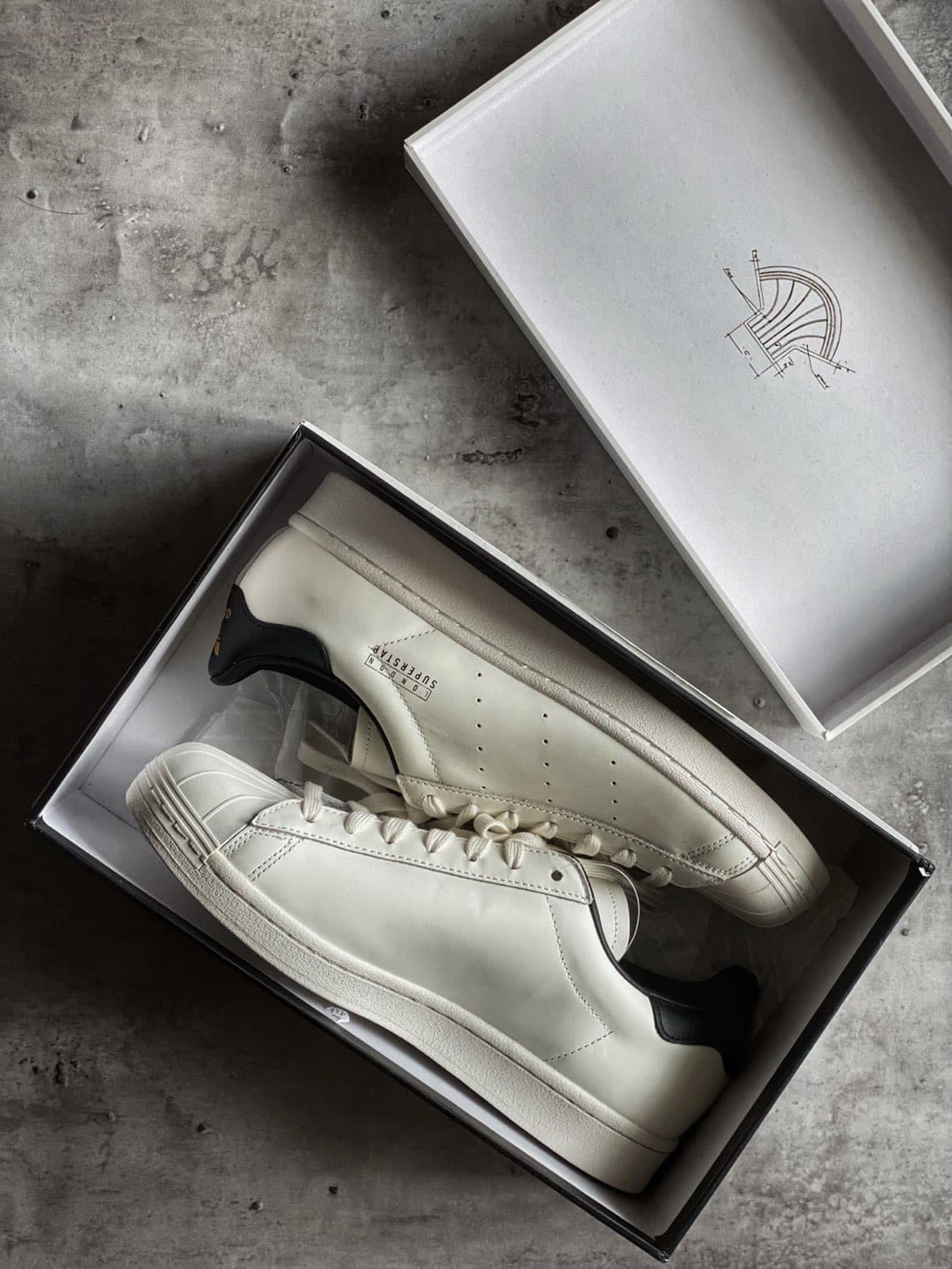 adidas originals Superstar London - фото покупателя Дарья