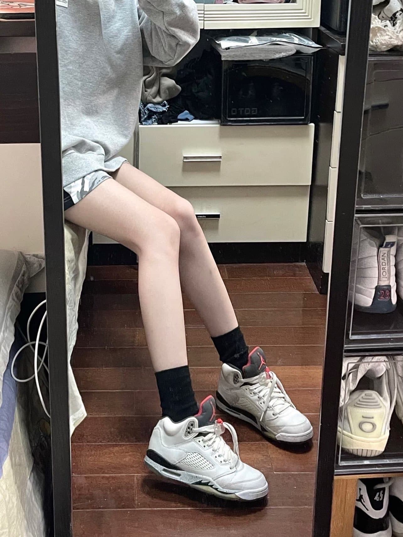 Jordan Air Jordan 5 Retro White Cement - фото покупателя Алина