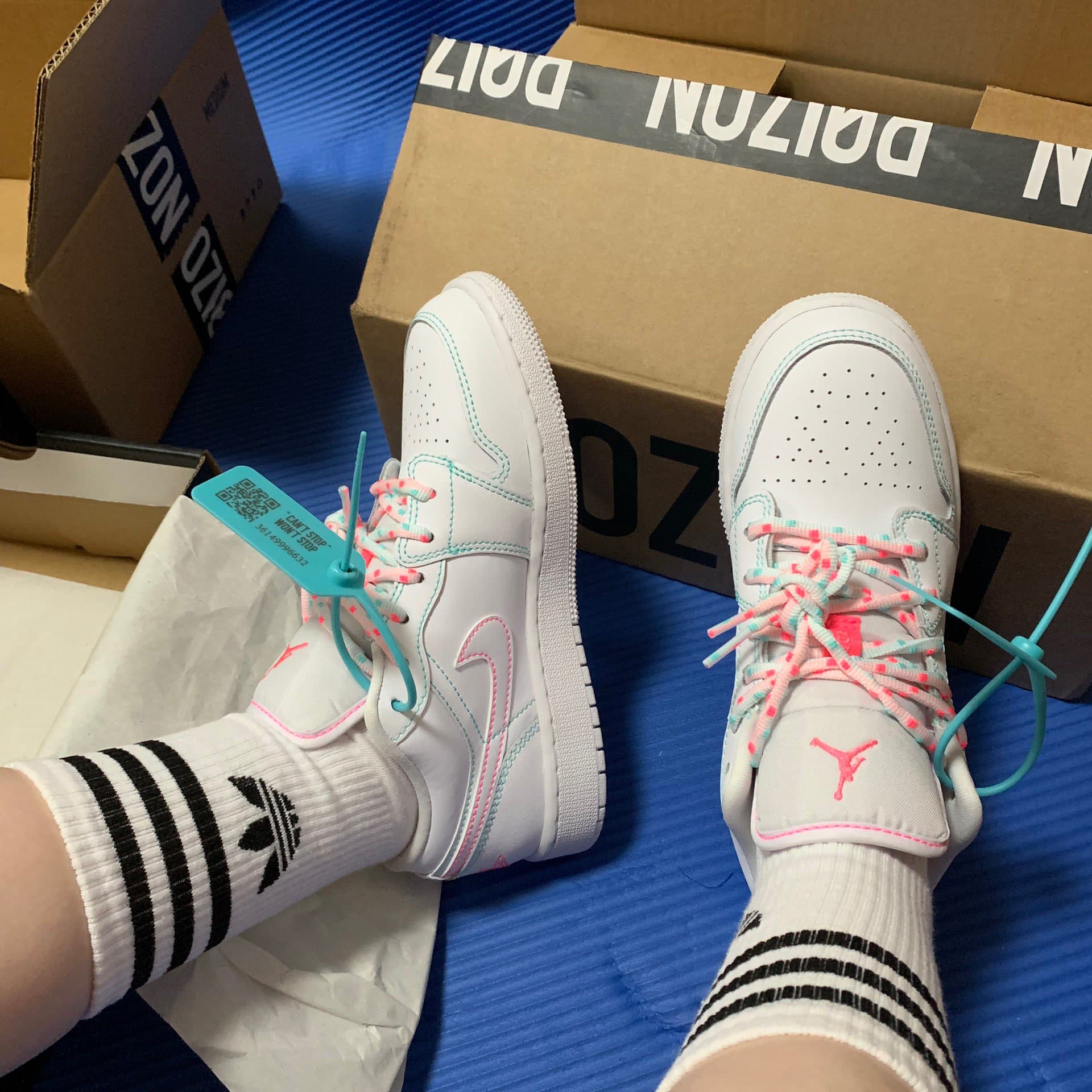 Jordan Air Jordan 1 Low GS "Aurora Green / Pink" - photo of buyer Наташа