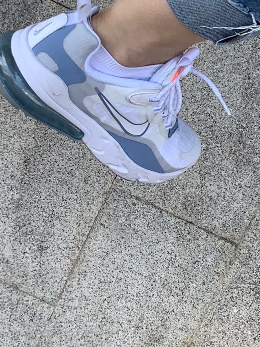 Nike Air Max 270 React Se GS - фото покупателя Аня