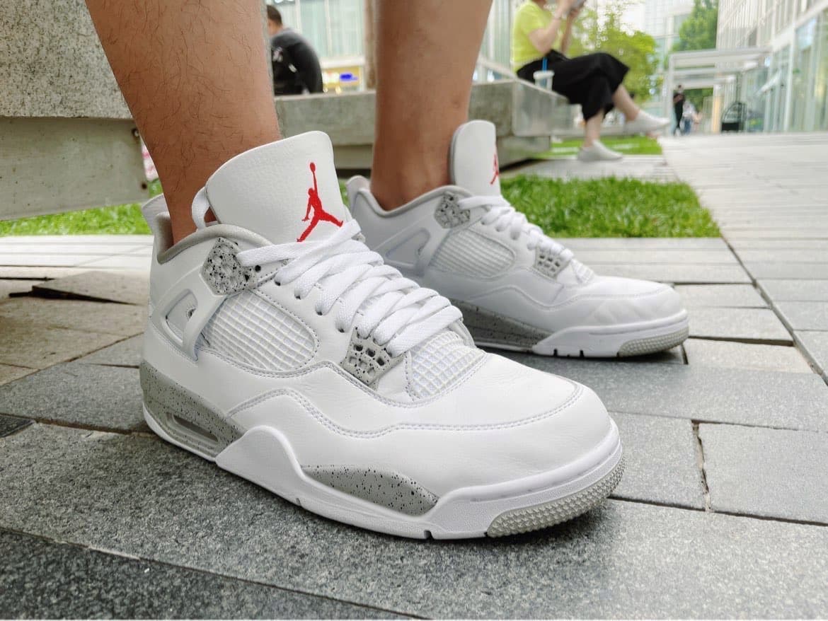 Jordan Air Jordan 4 retro orange metallic - photo of buyer Евгений