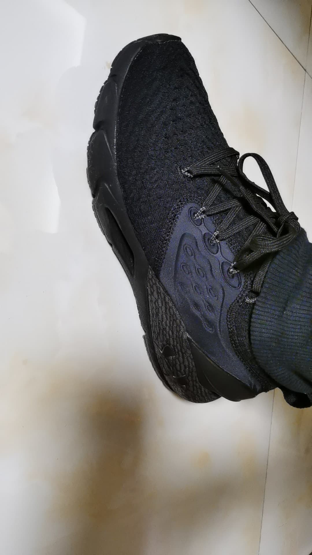 Under Armour HOVR Phantom 2 - фото покупателя Женя