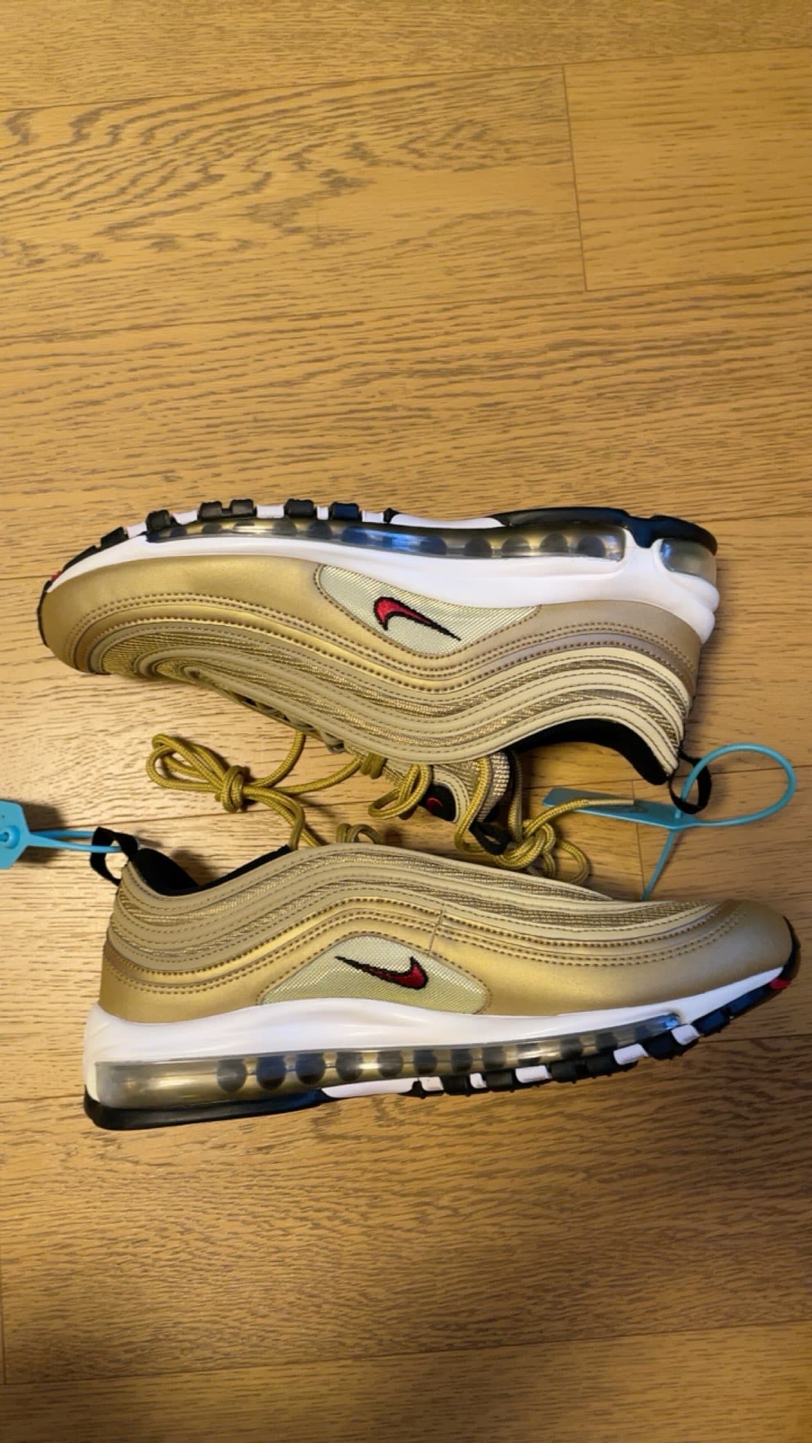 Nike Air Max 97 Metallic Gold - фото покупателя Сергей