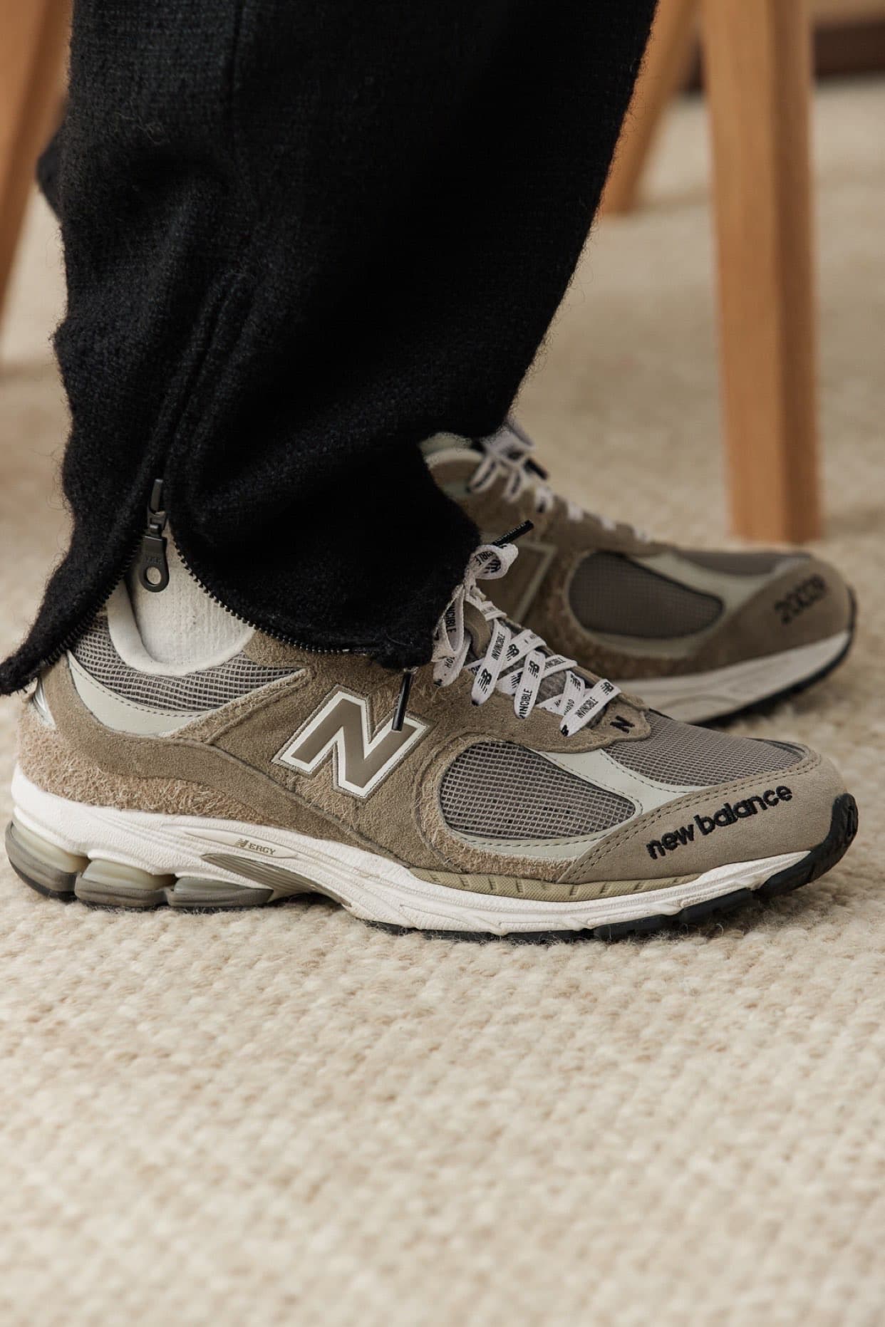 N.HOOLYWOOD x Invincible x New Balance NB 2002R (полнота: D) - фото покупателя Надежда