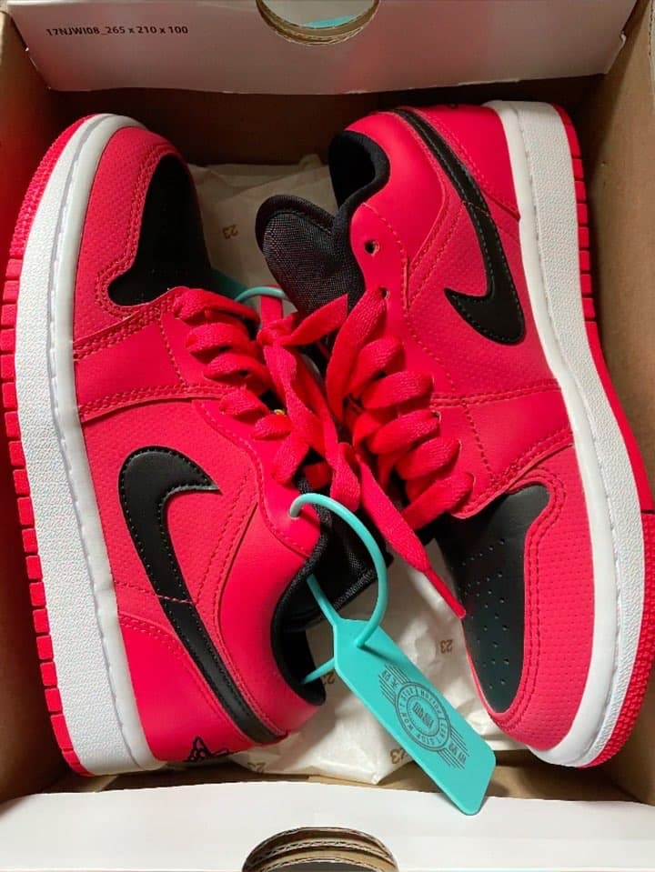 Jordan Air Jordan 1 low - фото покупателя Георгий
