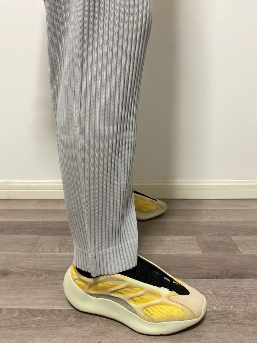 adidas originals Yeezy boost 700 V3 "Safflower" - photo of buyer Лилия