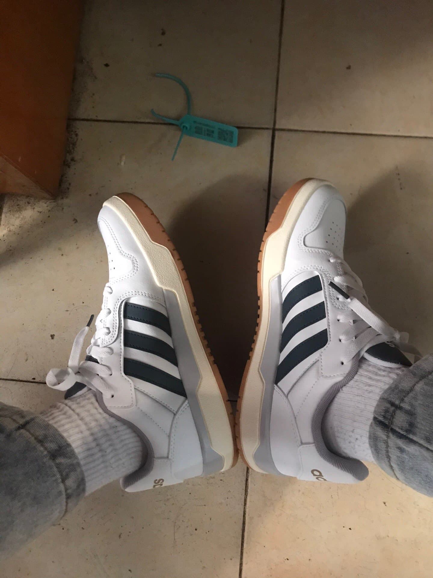 adidas neo Entrap "White Glory Grey" - фото покупателя Роман
