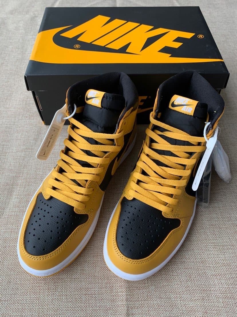 Jordan Air Jordan 1 retro high og "pollen" - photo of buyer Александра