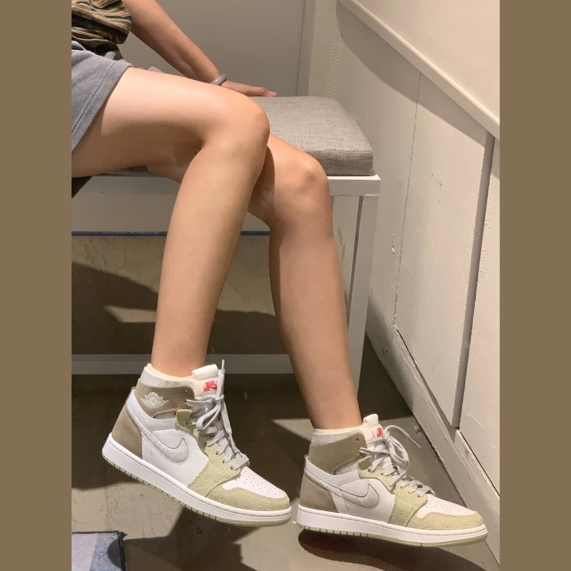 Jordan Air Jordan 1 Zoom CMFT "Pearl White" - фото покупателя Ольга