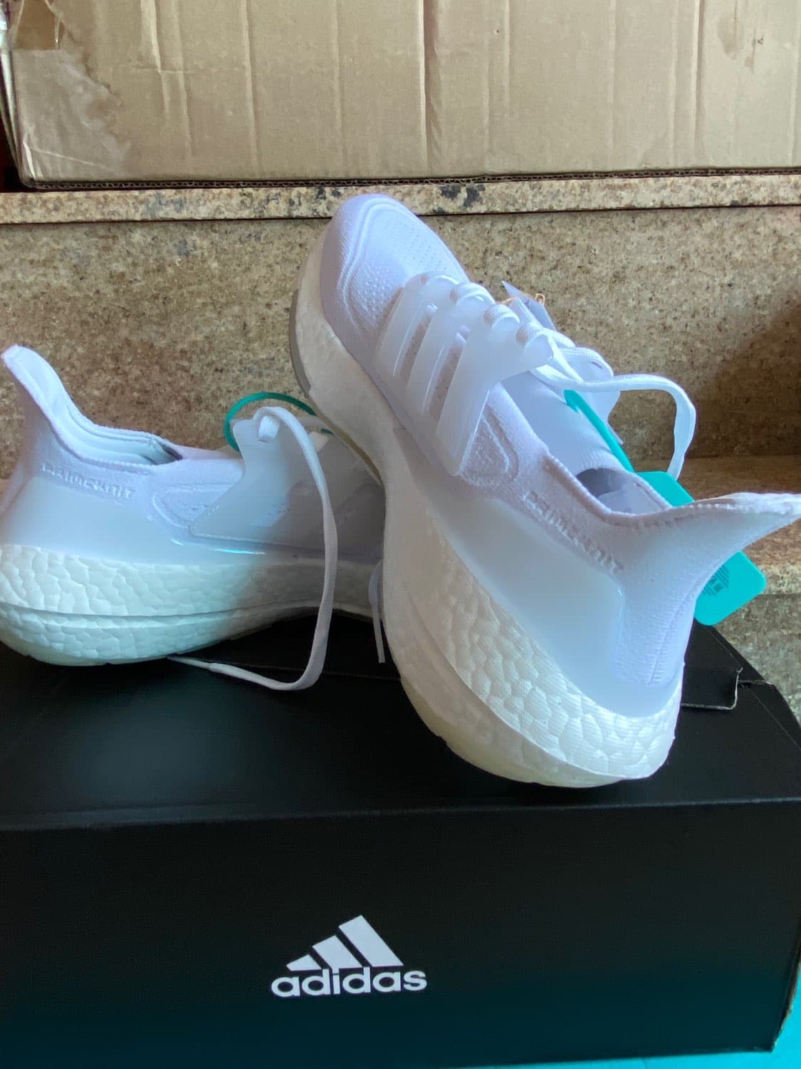 adidas Ultraboost 21 - фото покупателя Саша