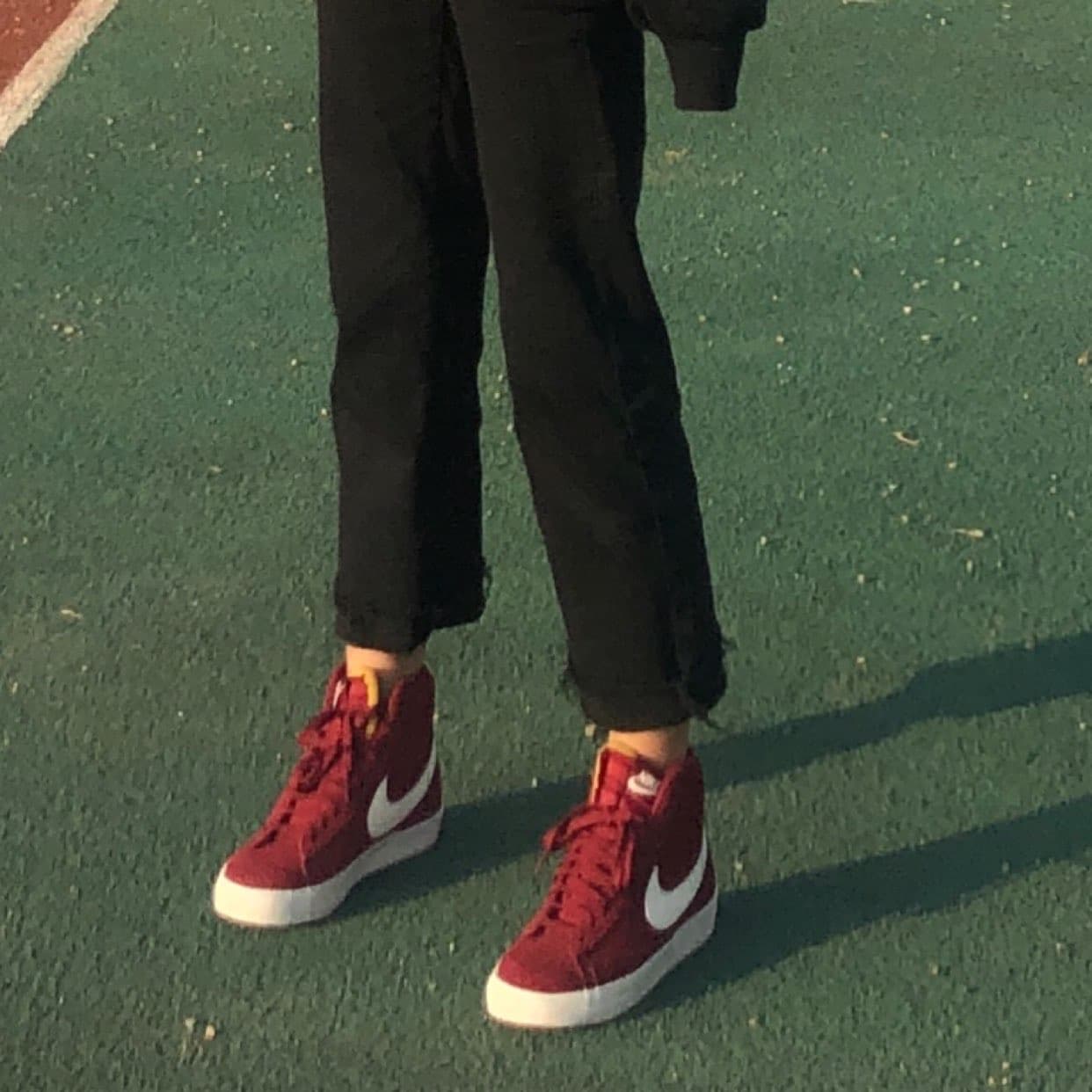 Nike Blazer Mid '77 Skate Shoes Red White - фото покупателя Ира