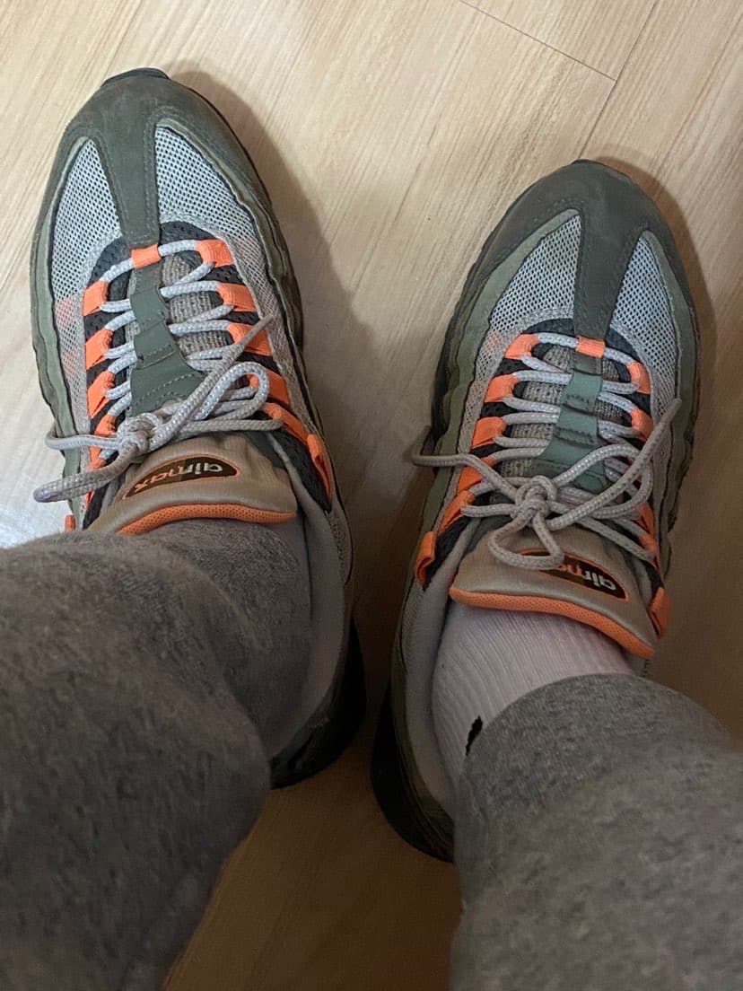 Nike Air Max 95 OG Neutral Olive Total Orange - фото покупателя Клава