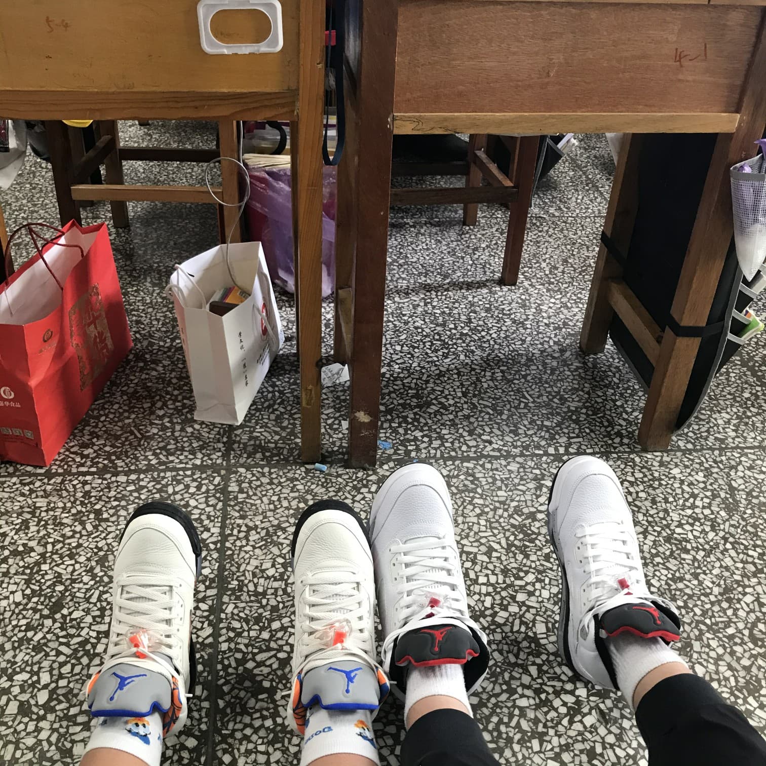 Jordan Air Jordan 5 Retro International Flight - фото покупателя Игорь