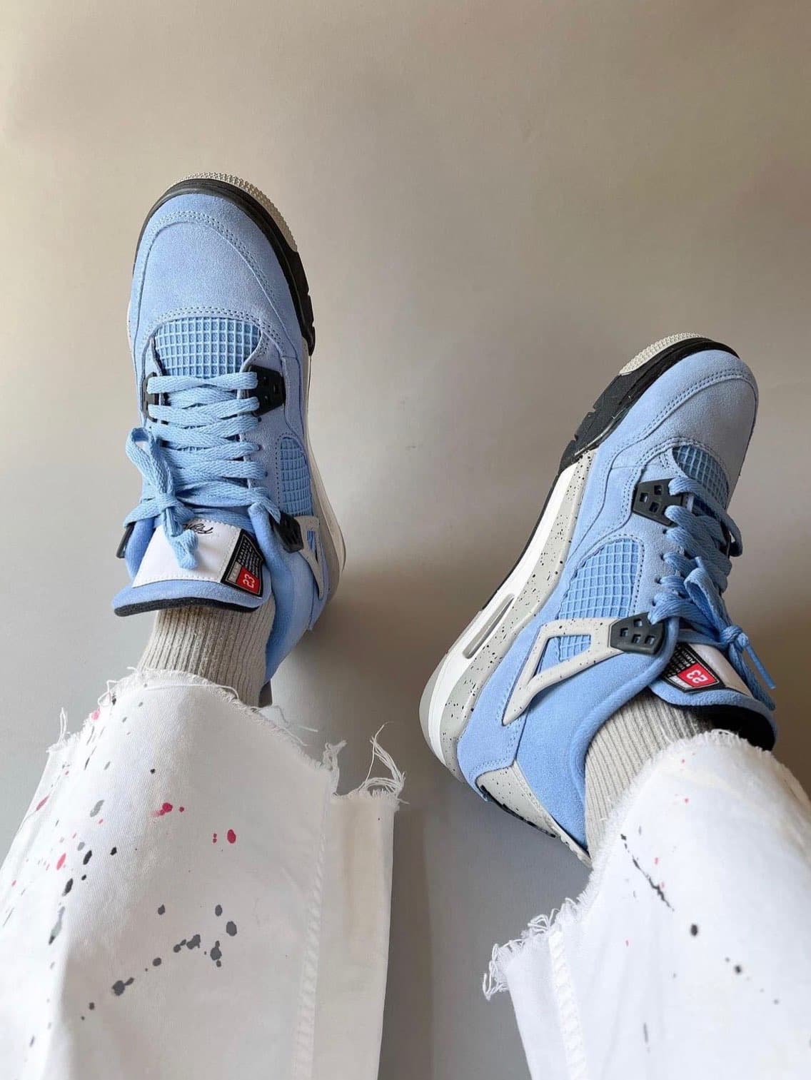 Jordan Air Jordan 4 Retro "University Blue" - фото покупателя Аня