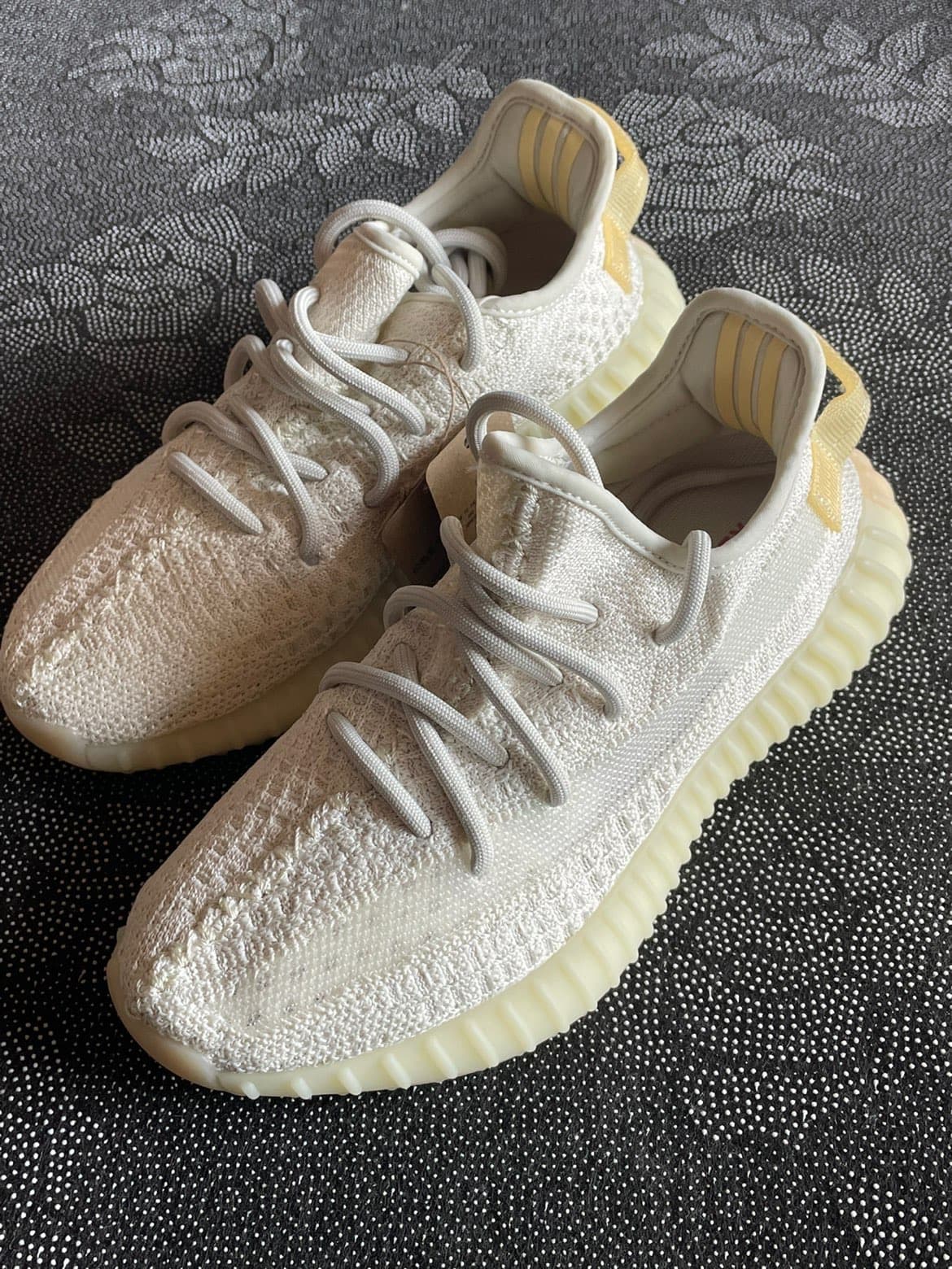 adidas originals Yeezy Boost 350 V2 "light" - photo of buyer Дима
