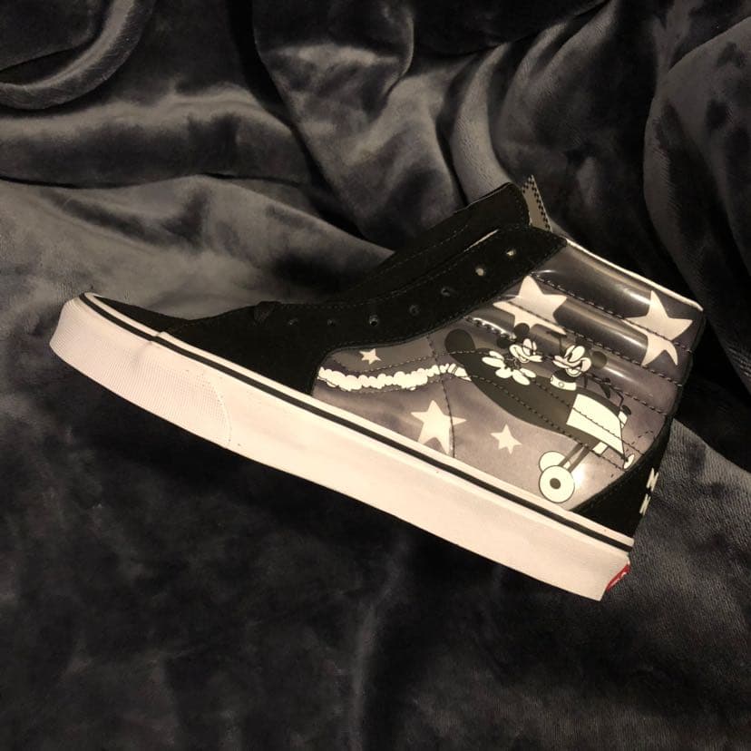Disney/ x Vans SK8 Disney Plane Crazy - photo of buyer Зоя
