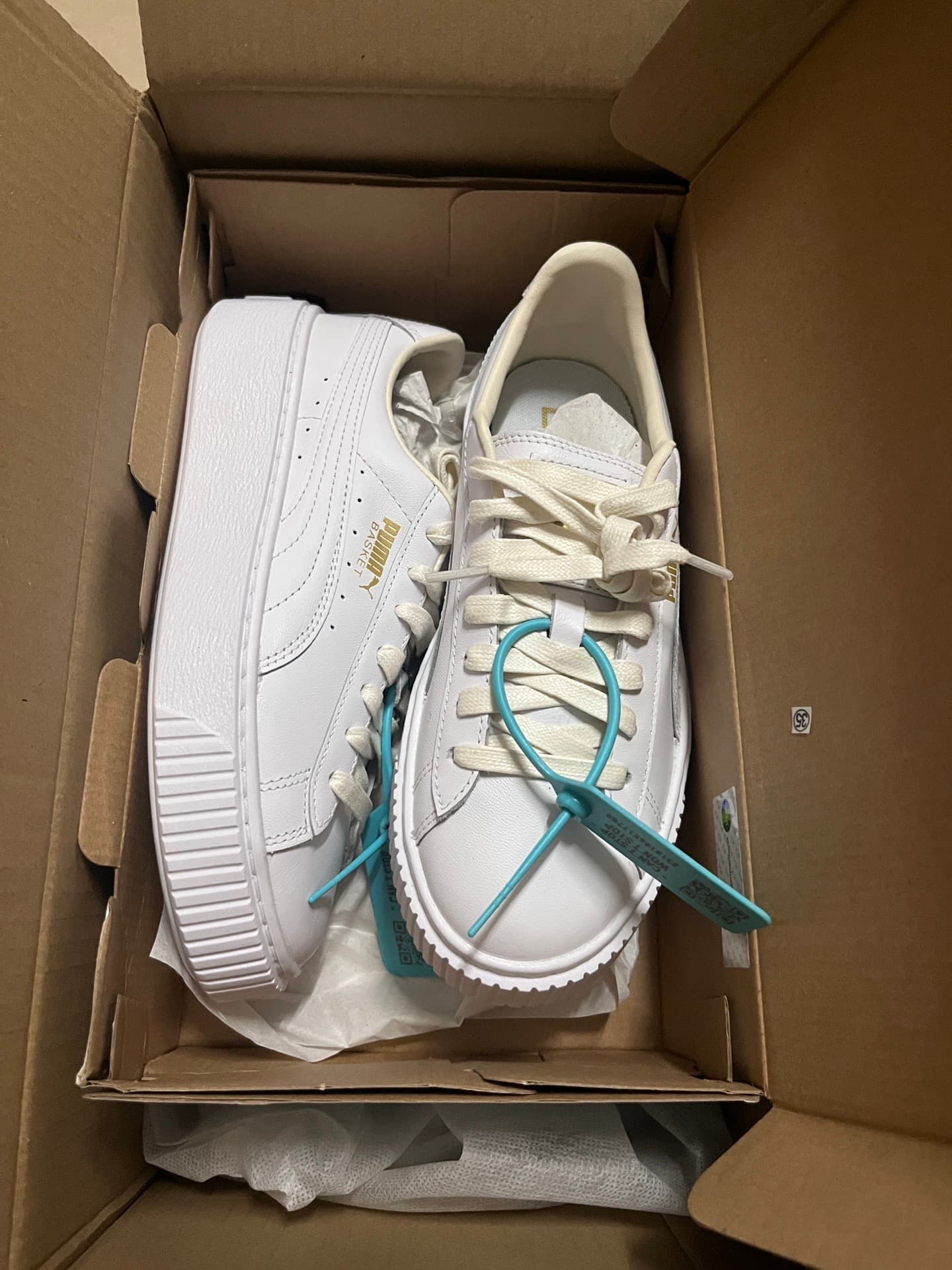 FENTY BEAUTY/ x PUMA Basket Platform Core - фото покупателя Гена